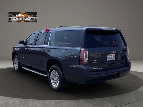 Used 2019 GMC Yukon XL SLT w/ Open Road Package AWD/4WD image 4