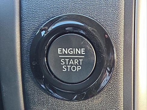 New 2026 Ford Expedition Active image 21