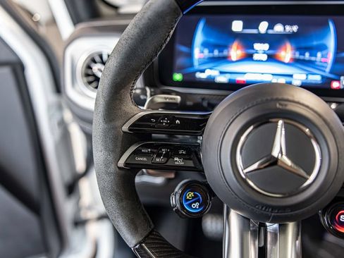 Used 2025 Mercedes-Benz G 63 AMG 4MATIC image 25