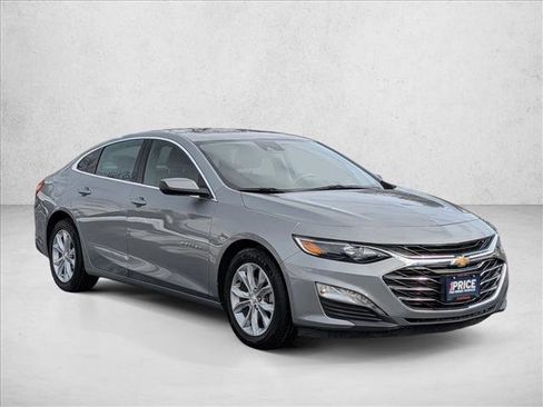 Used 2023 Chevrolet Malibu LT image 3