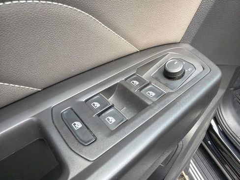Used 2023 Volkswagen Atlas SE AWD/4WD image 12