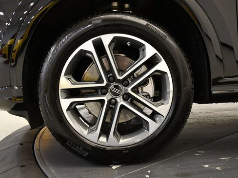 Used 2025 Audi Q5 Premium w/ Convenience Package AWD/4WD image 13