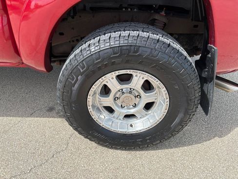Used 2005 Toyota Tacoma PreRunner RWD image 11