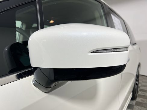 Used 2018 Honda Odyssey Elite image 13