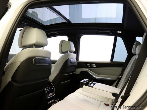 Used 2026 BMW X5 xDrive50e w/ Climate Comfort Package image 14