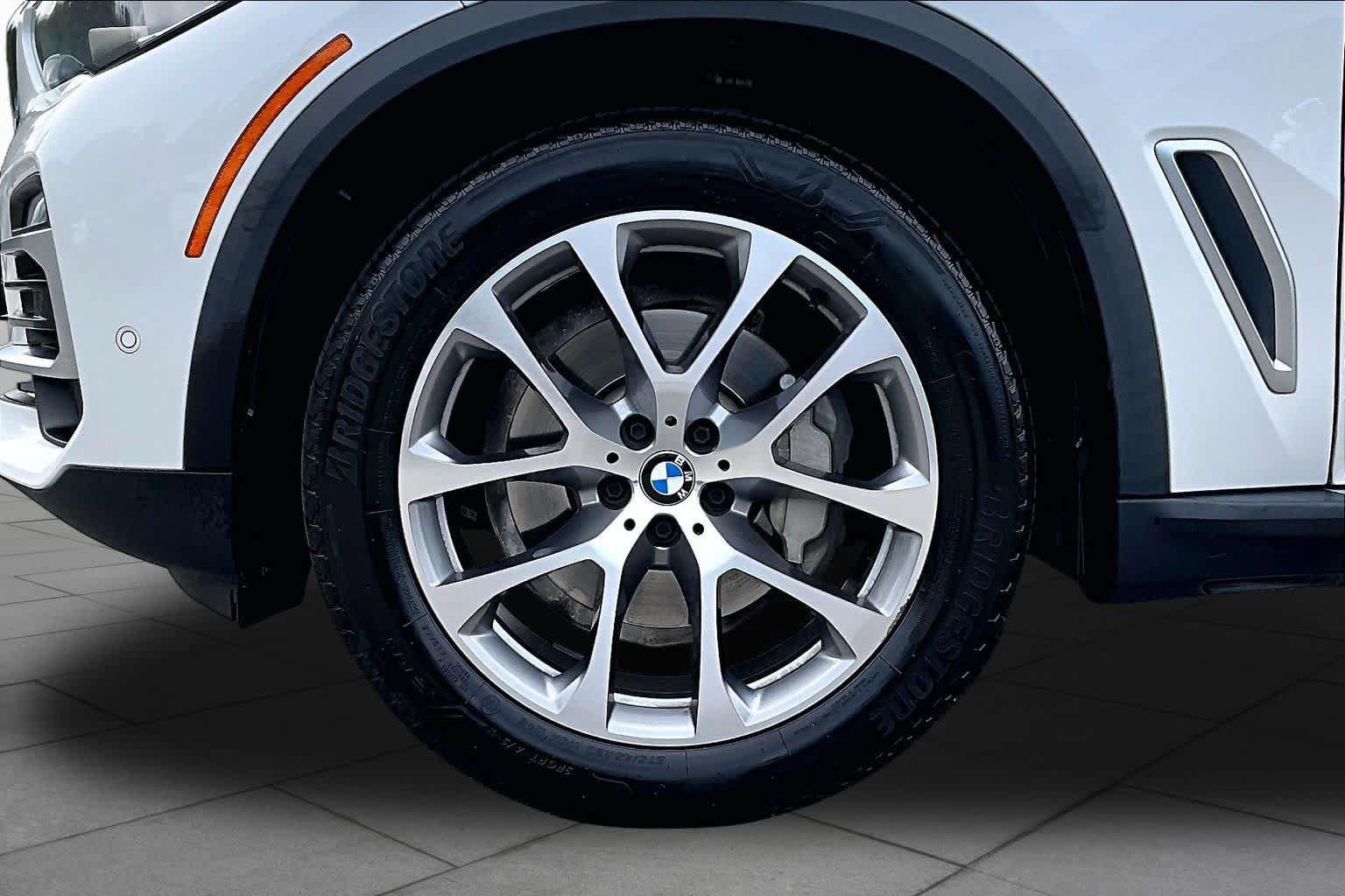 Used 2020 BMW X5 sDrive40i w/ Convenience Package RWD image 10