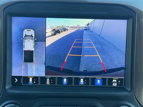 Used 2020 Chevrolet Silverado 2500 High Country w/ Technology Package image 30