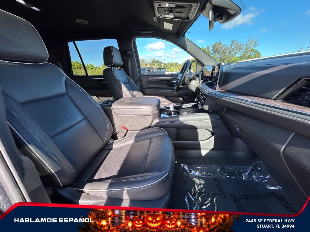 Used 2025 Chevrolet Tahoe Premier AWD/4WD image 21