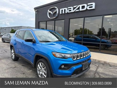Used 2022 Jeep Compass Latitude AWD/4WD image 1