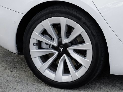 Used 2022 Tesla Model 3 Long Range AWD/4WD image 53