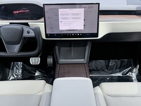 Used 2022 Tesla Model X AWD/4WD image 2