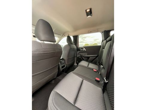 New 2026 Mitsubishi Outlander ES image 10