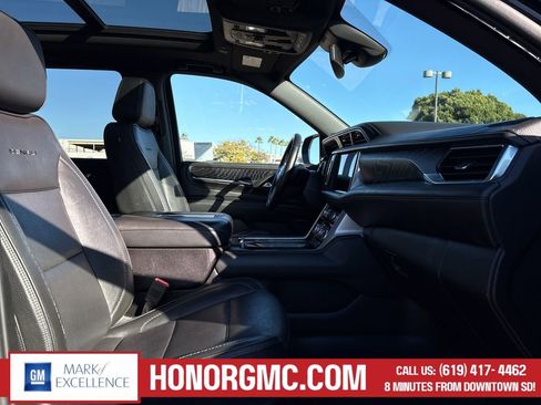 Used 2023 GMC Yukon Denali AWD/4WD image 24