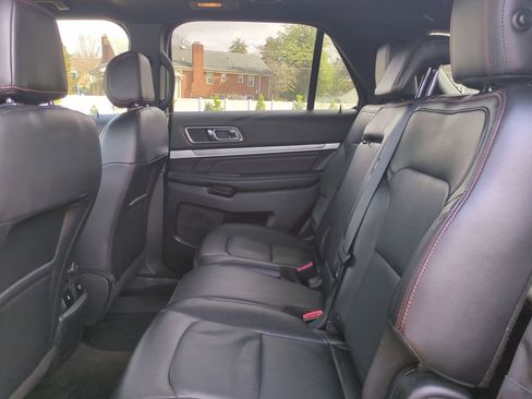 Used 2017 Ford Explorer Sport image 14