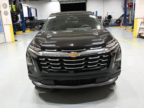 New 2026 Chevrolet Equinox LT w/ Convenience Package II image 2