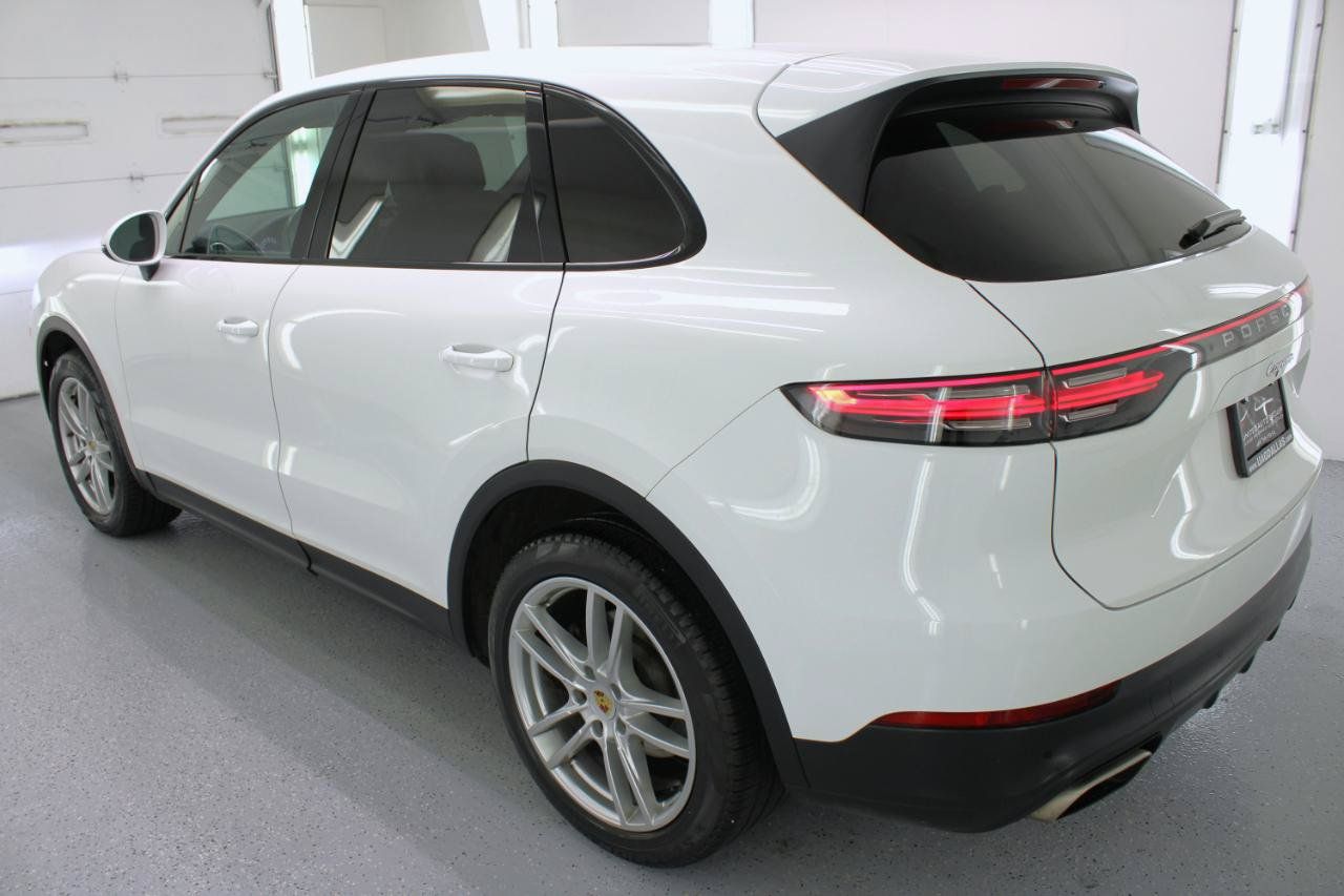 Used 2020 Porsche Cayenne AWD/4WD image 5