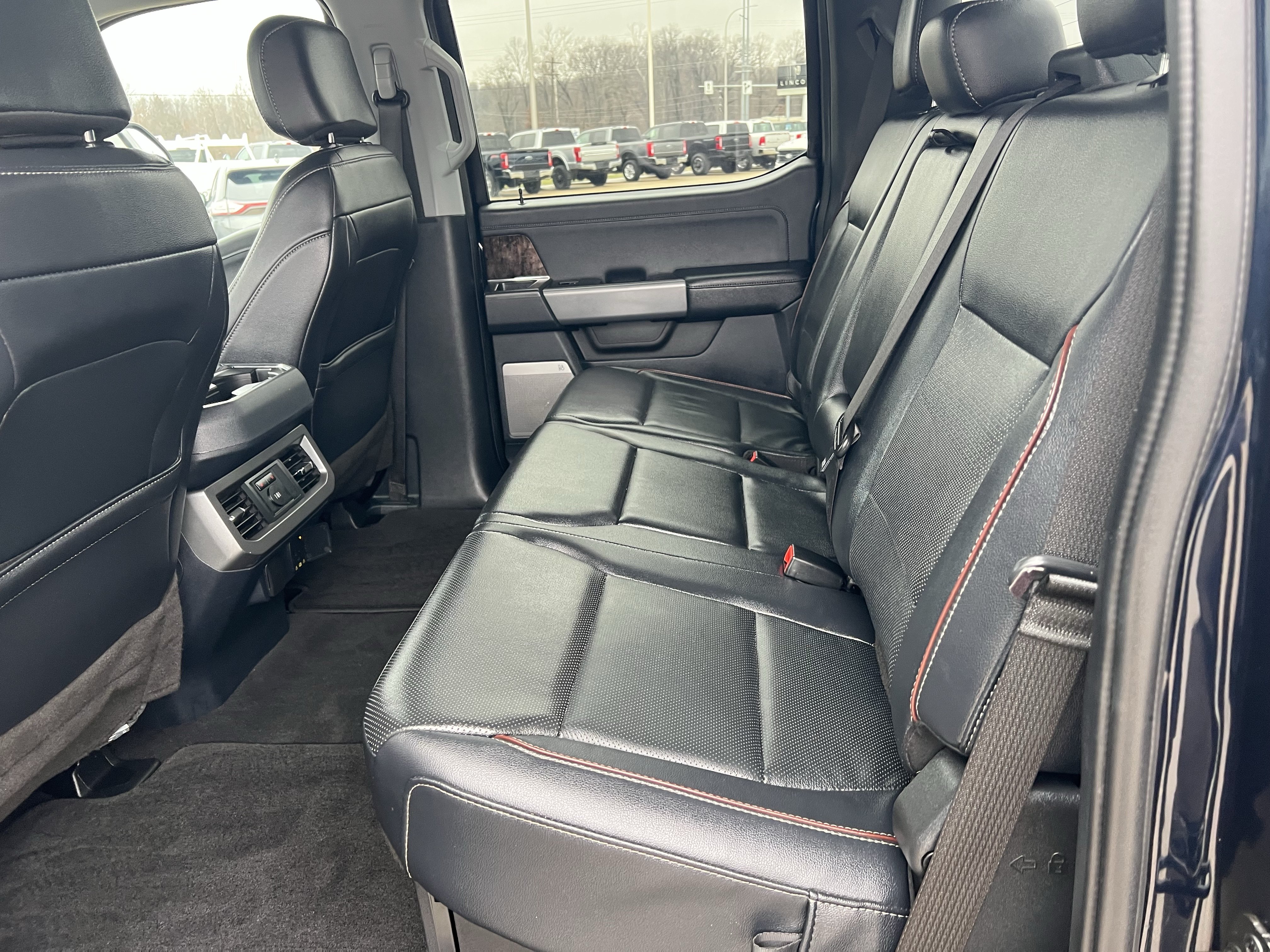 Used 2023 Ford F250 Lariat w/ Lariat Ultimate Package AWD/4WD image 20