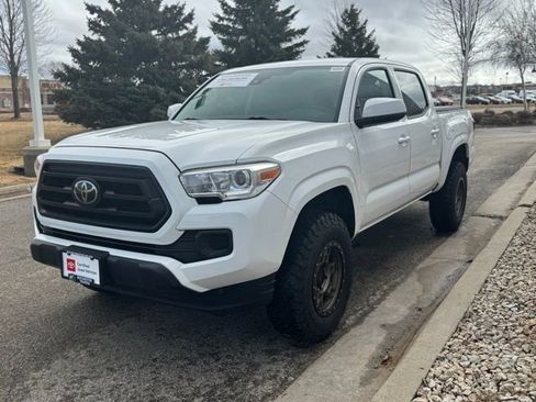Certified 2020 Toyota Tacoma SR image 29