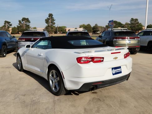 Used 2023 Chevrolet Camaro LT RWD image 5