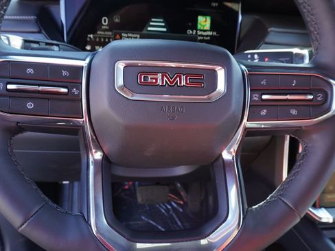 New 2025 GMC Acadia Elevation image 18