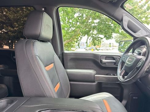 Used 2019 GMC Sierra 1500 AT4 w/ AT4 Preferred Package AWD/4WD image 12