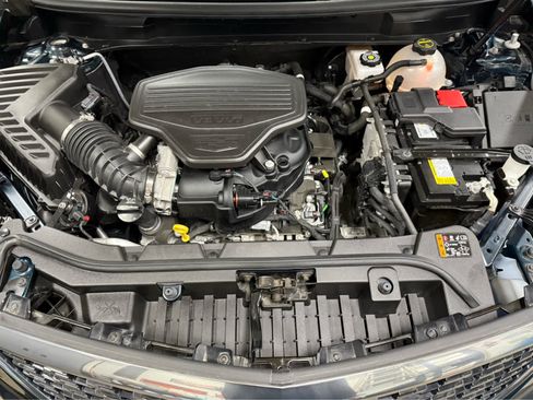 Used 2024 Cadillac XT5 Premium Luxury w/ LPO, Floor Liner Package AWD/4WD image 31