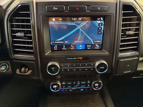 Used 2019 Ford Expedition Limited RWD image 21