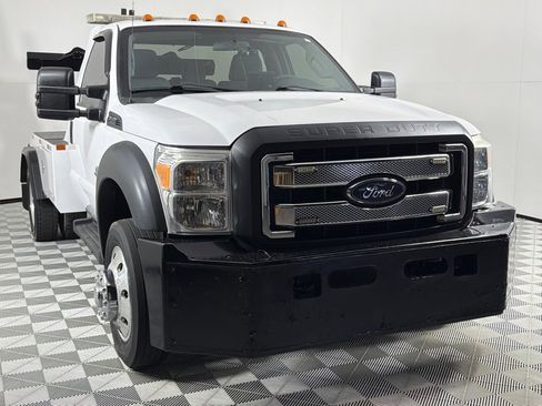 Used 2015 Ford F450 XL w/ Power Equipment Group image 3