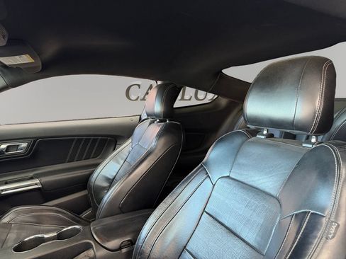 Used 2016 Ford Mustang GT Premium RWD image 9