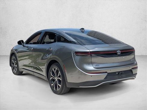 Used 2023 Toyota Crown AWD/4WD image 7