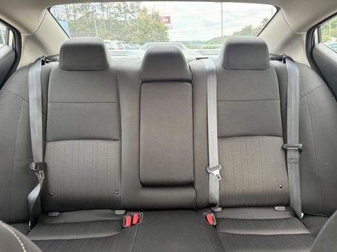 Used 2024 Nissan Altima 2.5 SV w/ SV Premium Package FWD image 19