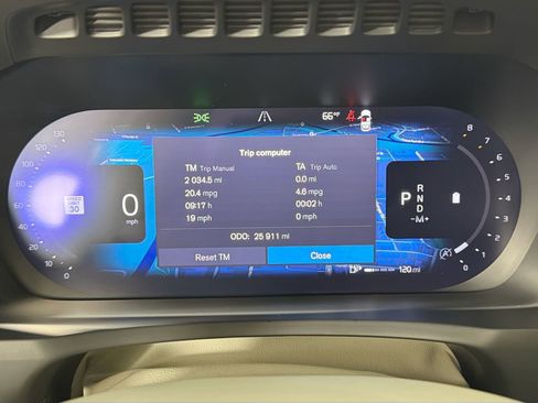 Certified 2024 Volvo XC90 B5 Plus image 11