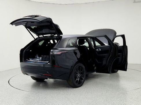 New 2026 Land Rover Range Rover Velar Dynamic SE image 11