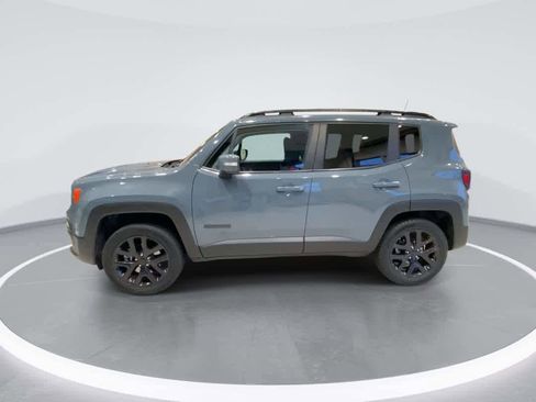 Used 2018 Jeep Renegade Altitude w/ UConnect 8.4 Nav Group image 5