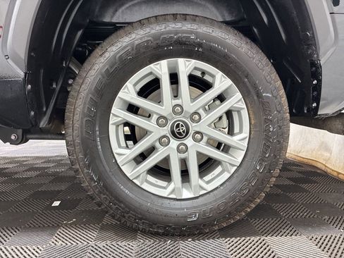 Used 2024 Toyota Tundra SR5 AWD/4WD image 31