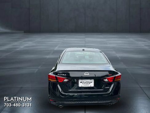 Used 2025 Nissan Altima 2.5 SR w/ SR Premium Package AWD/4WD image 6