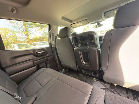 Used 2019 Chevrolet Silverado 1500 Custom Trail Boss w/ Custom Convenience Package image 17