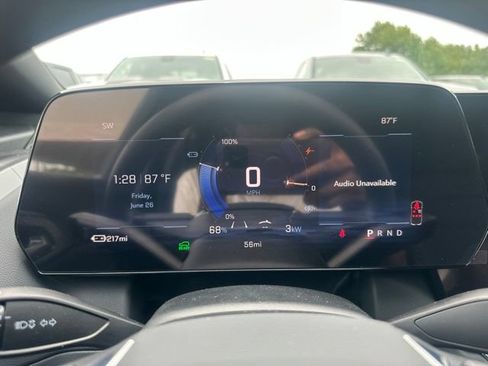New 2026 Chevrolet Equinox EV LT FWD image 18