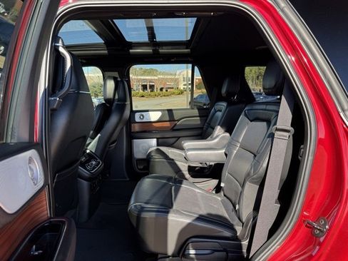 Used 2019 Lincoln Navigator Reserve w/ Cargo Package image 28
