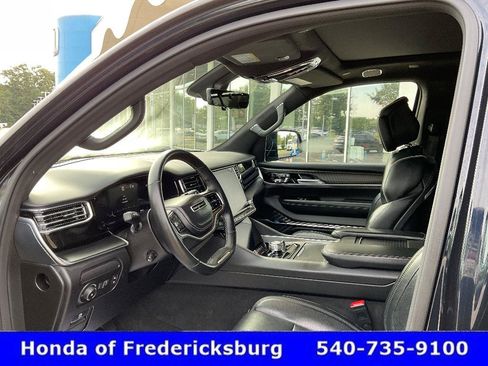 Used 2024 Jeep Grand Wagoneer L Series II w/ Quick Order Packagew 28T AWD/4WD image 37