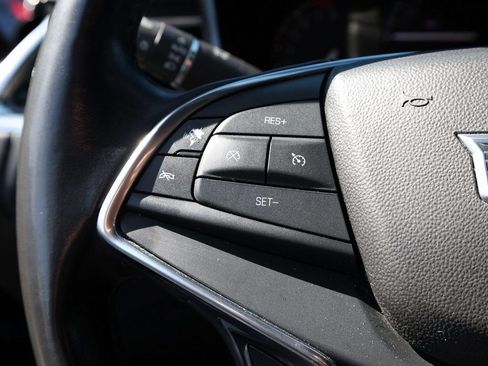 Used 2018 Cadillac XT5 Luxury w/ Driver Awareness Package image 39