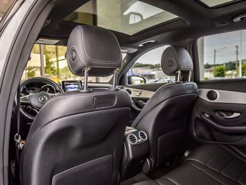 Used 2019 Mercedes-Benz GLC 300 image 38