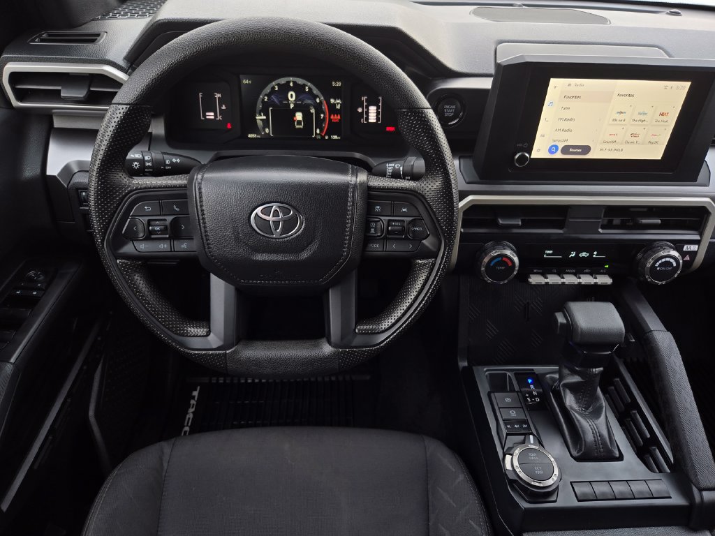 Used 2025 Toyota Tacoma SR5 AWD/4WD image 13