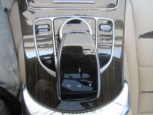 Used 2016 Mercedes-Benz C 300 Sedan image 47