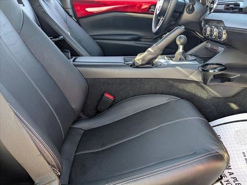 Used 2022 MAZDA MX-5 Miata Grand Touring w/ Weather Package image 19