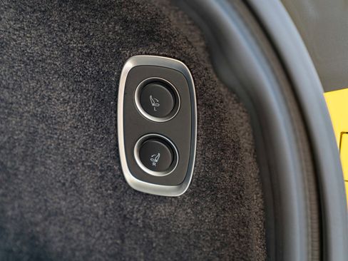 Used 2023 Aston Martin DBX 707 image 41