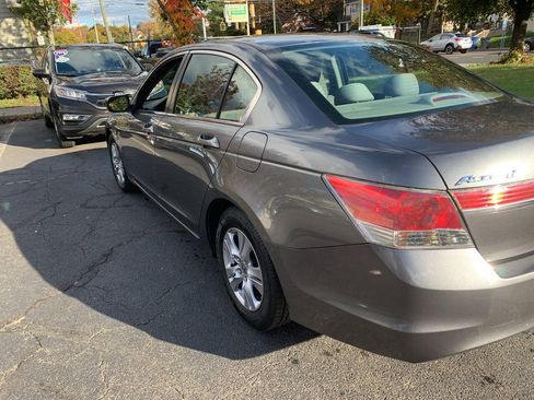 Used 2011 Honda Accord LX-P image 6