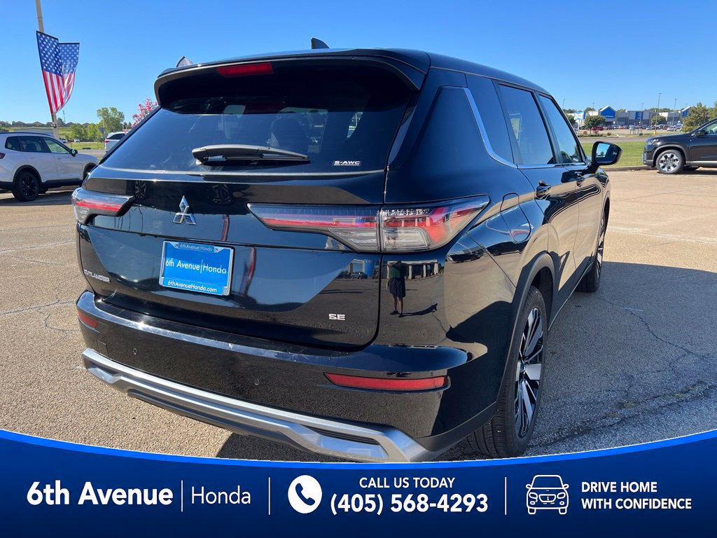 Used 2025 Mitsubishi Outlander SE AWD/4WD image 5