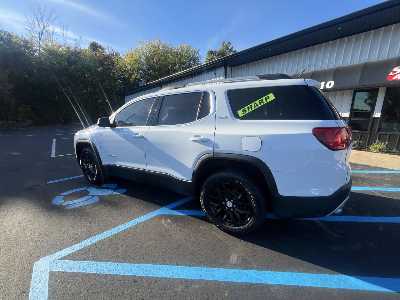 Used 2019 GMC Acadia SLT w/ LPO, Cargo Package AWD/4WD image 7