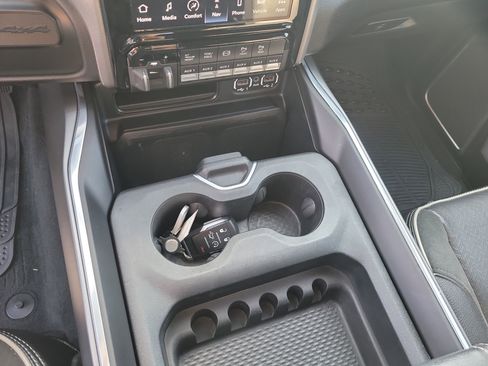 Used 2023 RAM 3500 Laramie image 26